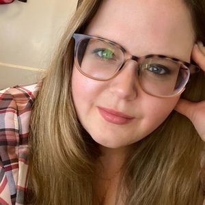 Meet your Posher, Brianna